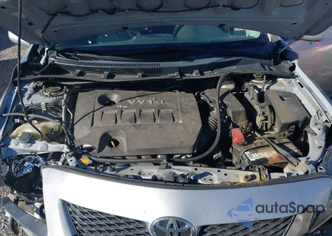 2010 Toyota Corolla S z USA, uszkodzony, nr VIN 2T1BU4EE6AC526200